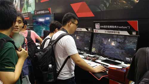 LG 21:9ʾҫChinaJoy2015